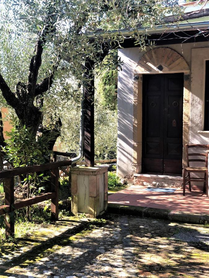 カステル・マダーマ Casale L'Antica Molaヴィラ エクステリア 写真