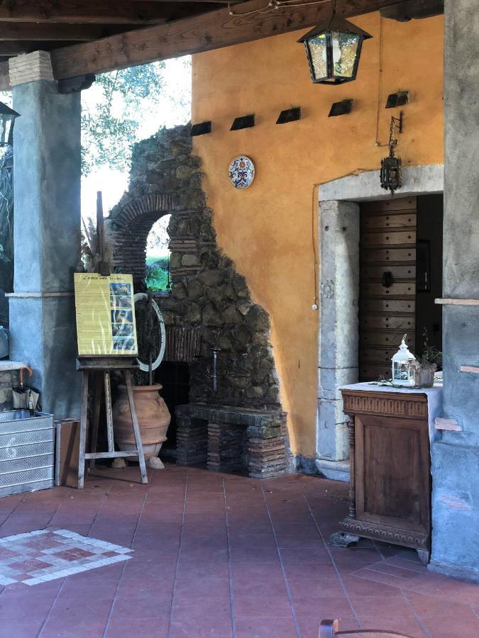 カステル・マダーマ Casale L'Antica Molaヴィラ エクステリア 写真